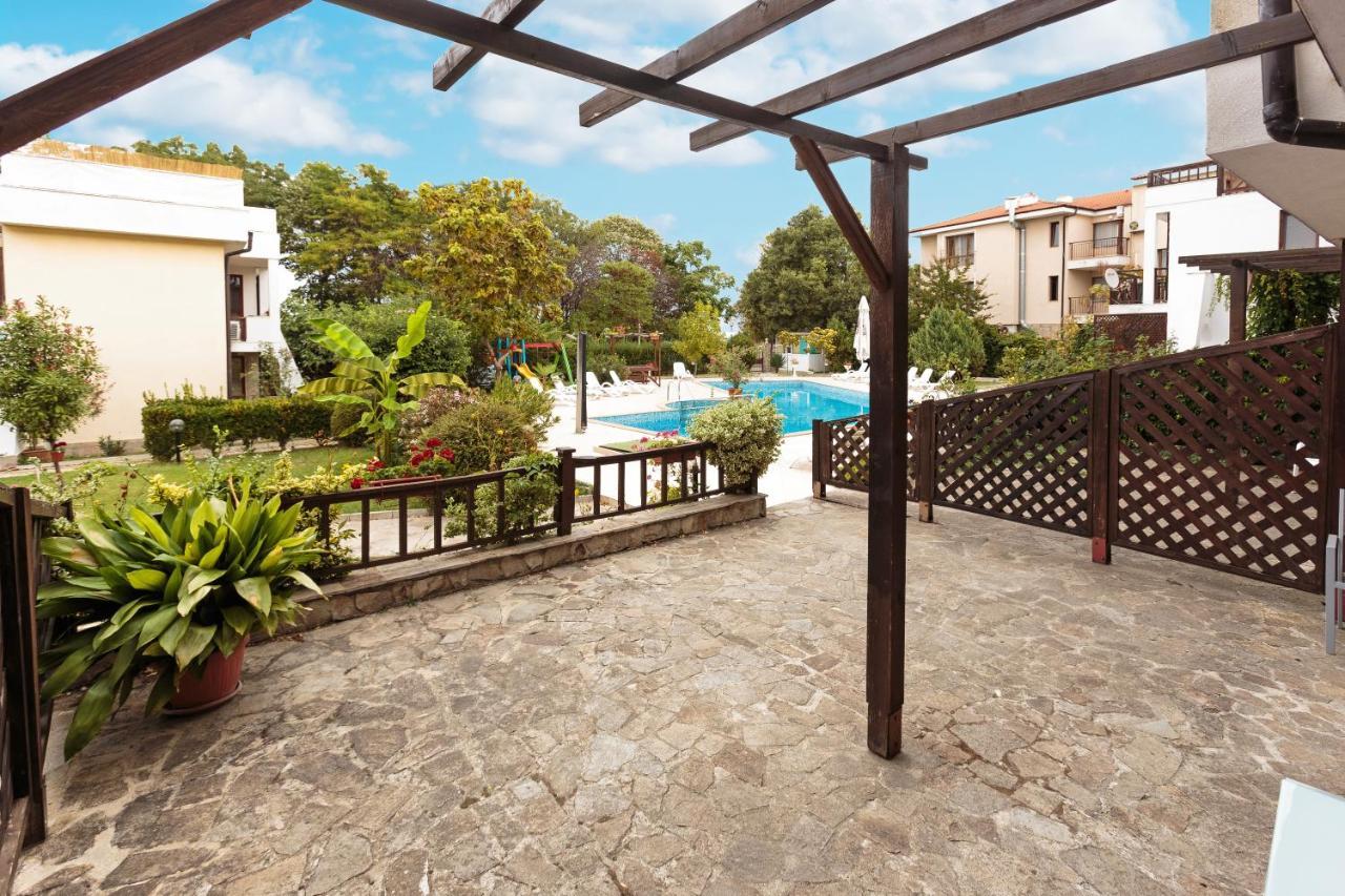 Appartement Aparthouse Paradise Bay à Sozopol Extérieur photo