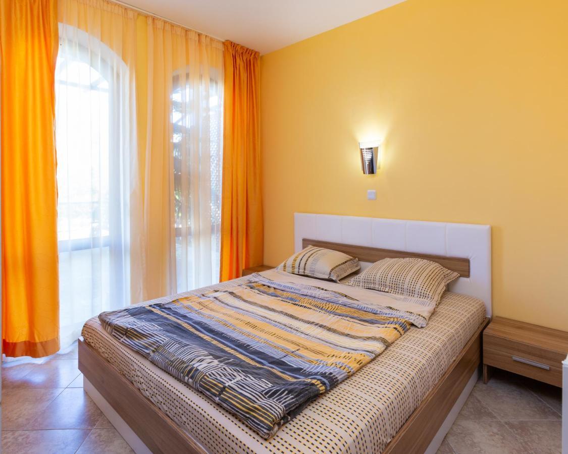 Appartement Aparthouse Paradise Bay à Sozopol Extérieur photo