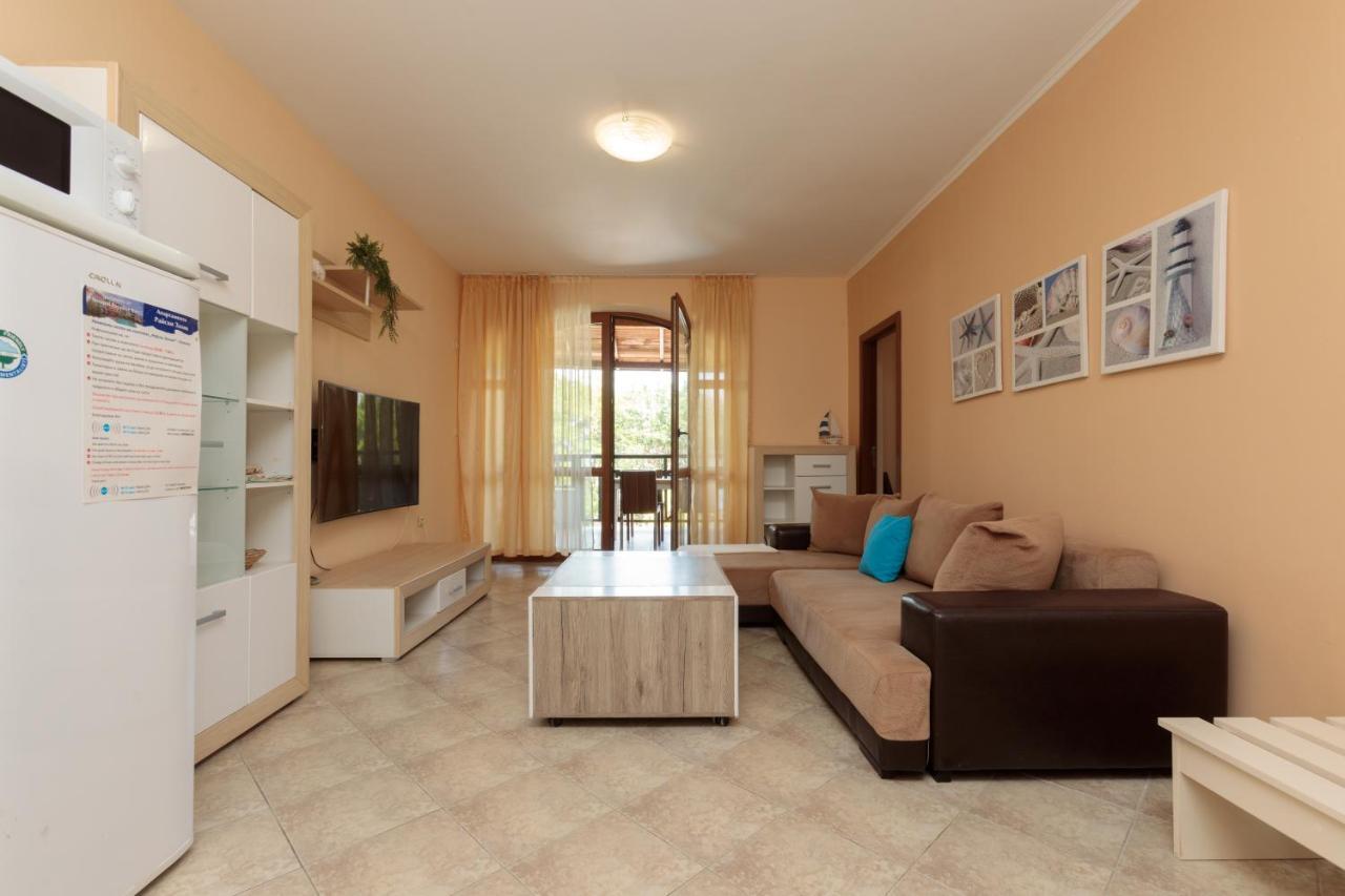 Appartement Aparthouse Paradise Bay à Sozopol Extérieur photo